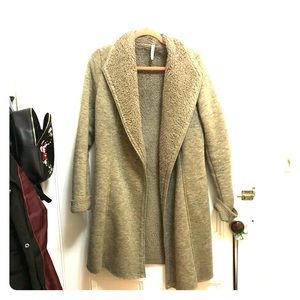 Monoreno Brown furry sweater/coat